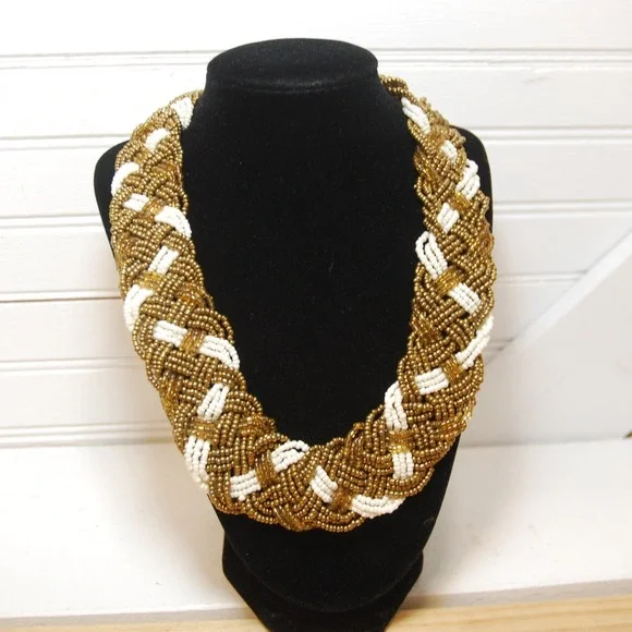 Vintage Y2K Chunky necklace choker beaded gold and white braided design - Picture 2 of 7